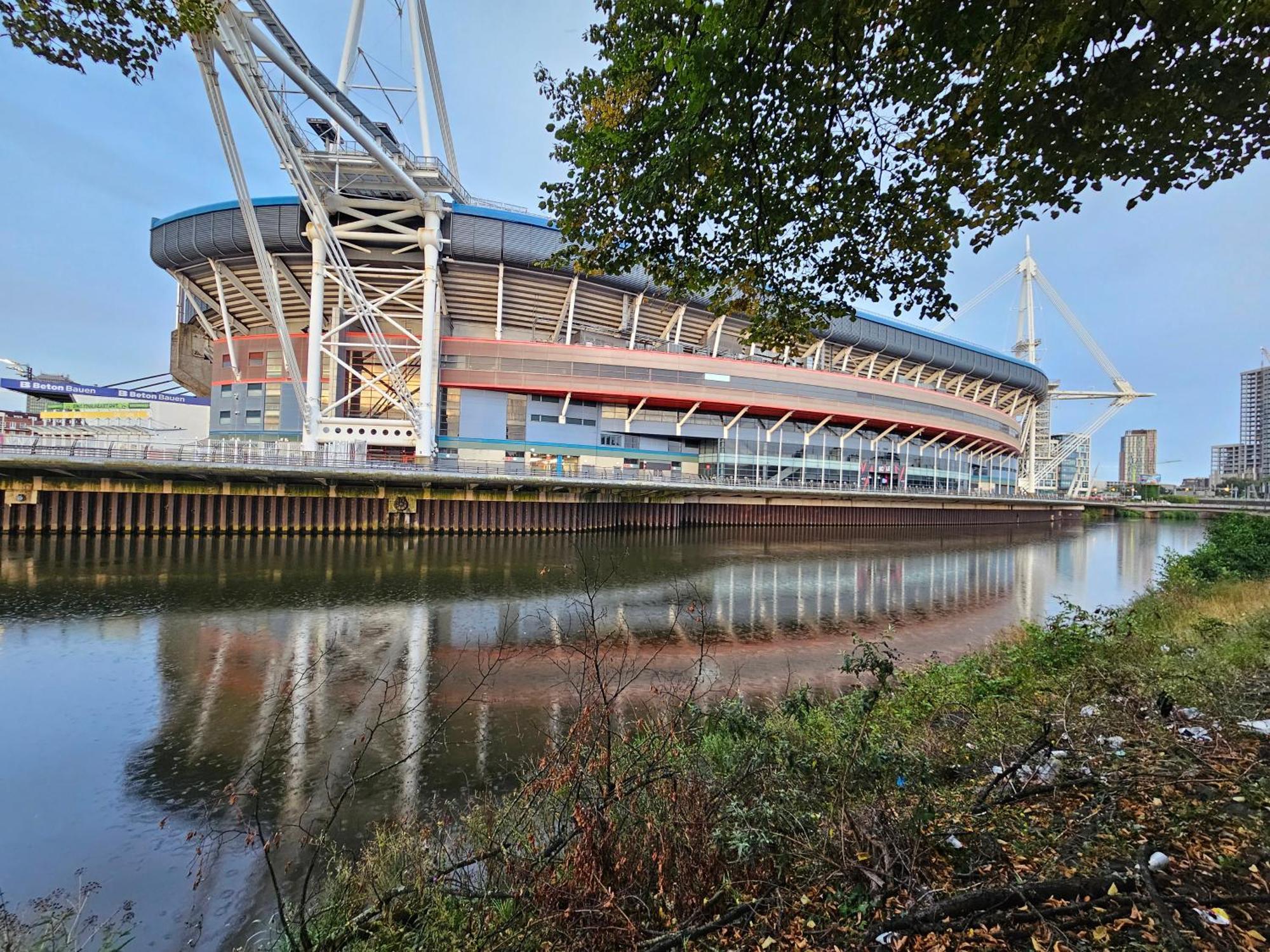 Millennium Stadium Window View! Cardiff Exterior foto